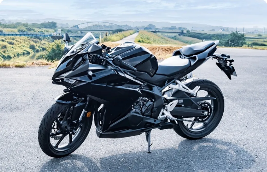 黒いバイク