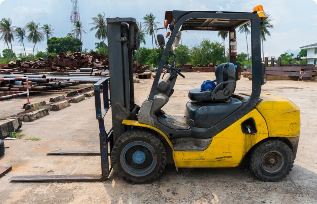 フォークリフト